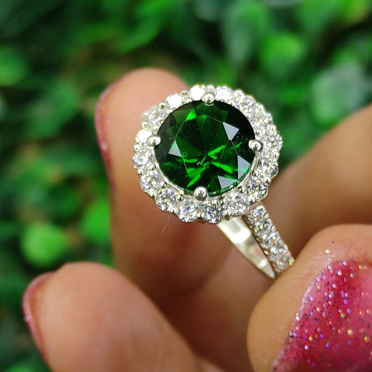 EMBER Oval Cut Green Emerald Wedding Ring 925 Sterling Silver halo Diamond Engagement Ring